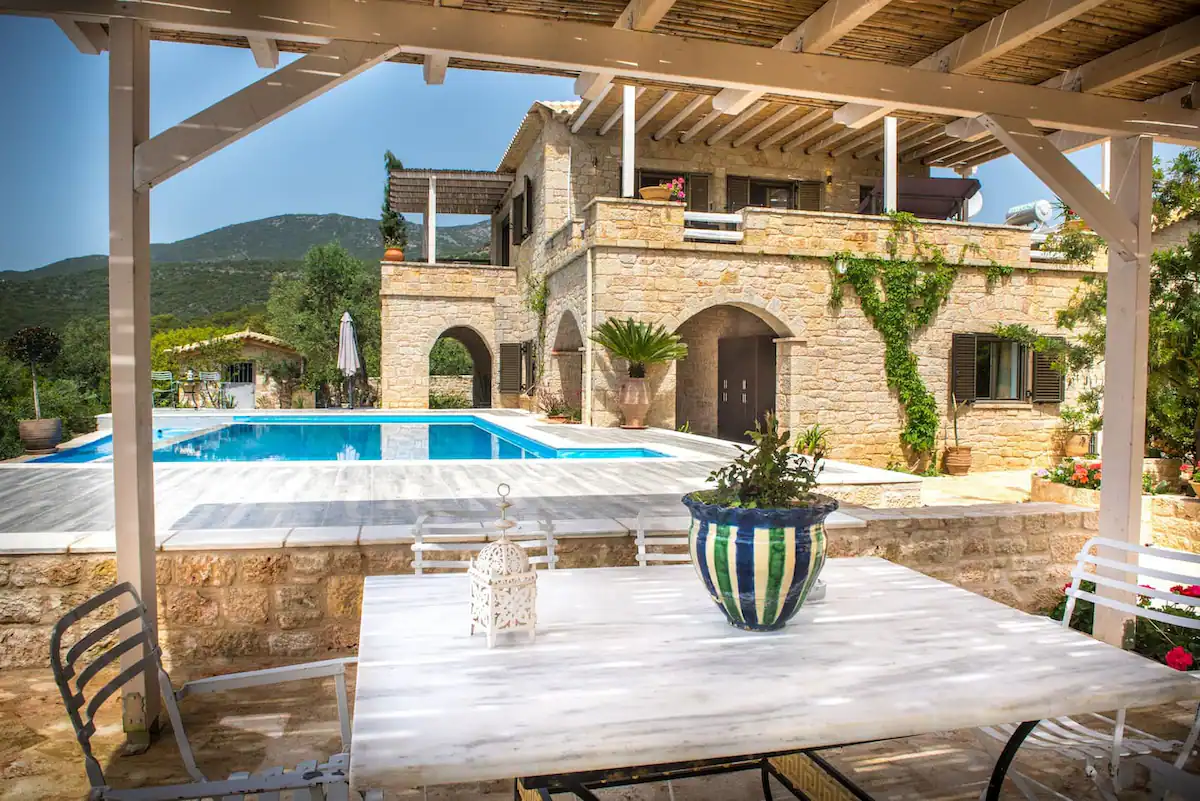 Villa Leonidas infinity pool with sea view in Kardamyli Greece